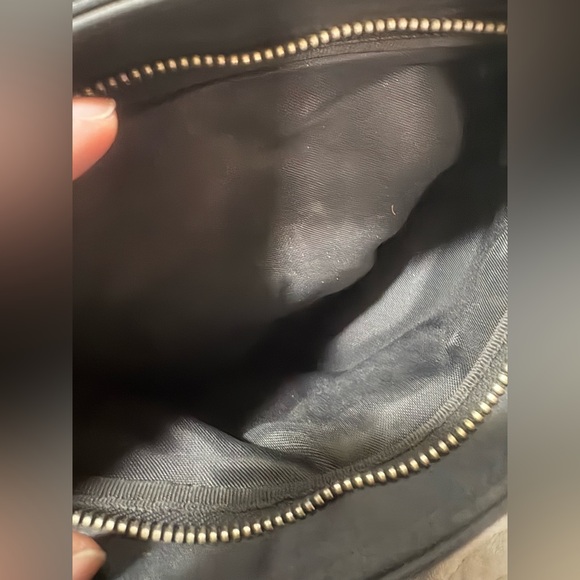 GUESS Vintage 90s Black Shoulder Bag - Picture 4 of 12